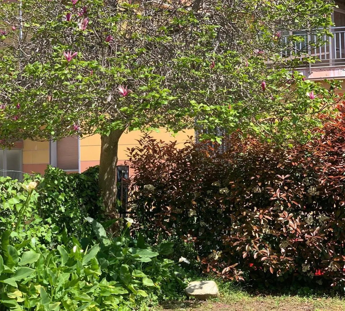 B&B La Magnolia Savona Bed & Breakfast
